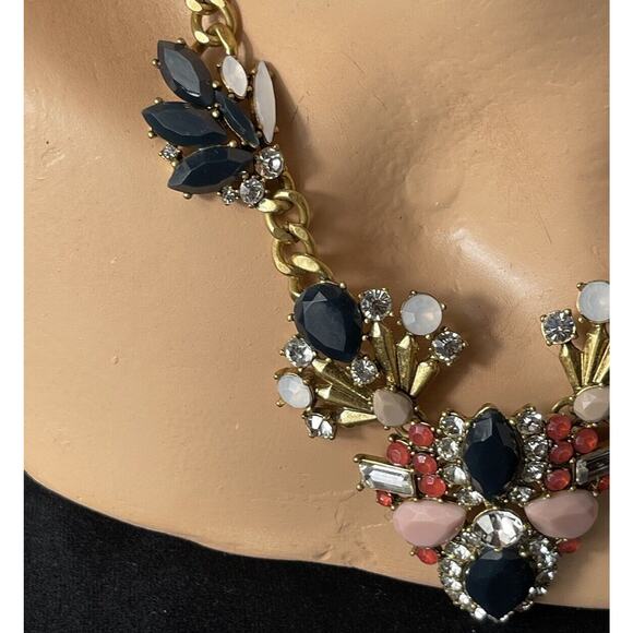 Vintage J Crew Necklace Statement Bib Black Pink Rhinestone Gold Tone Chain - Picture 10 of 14